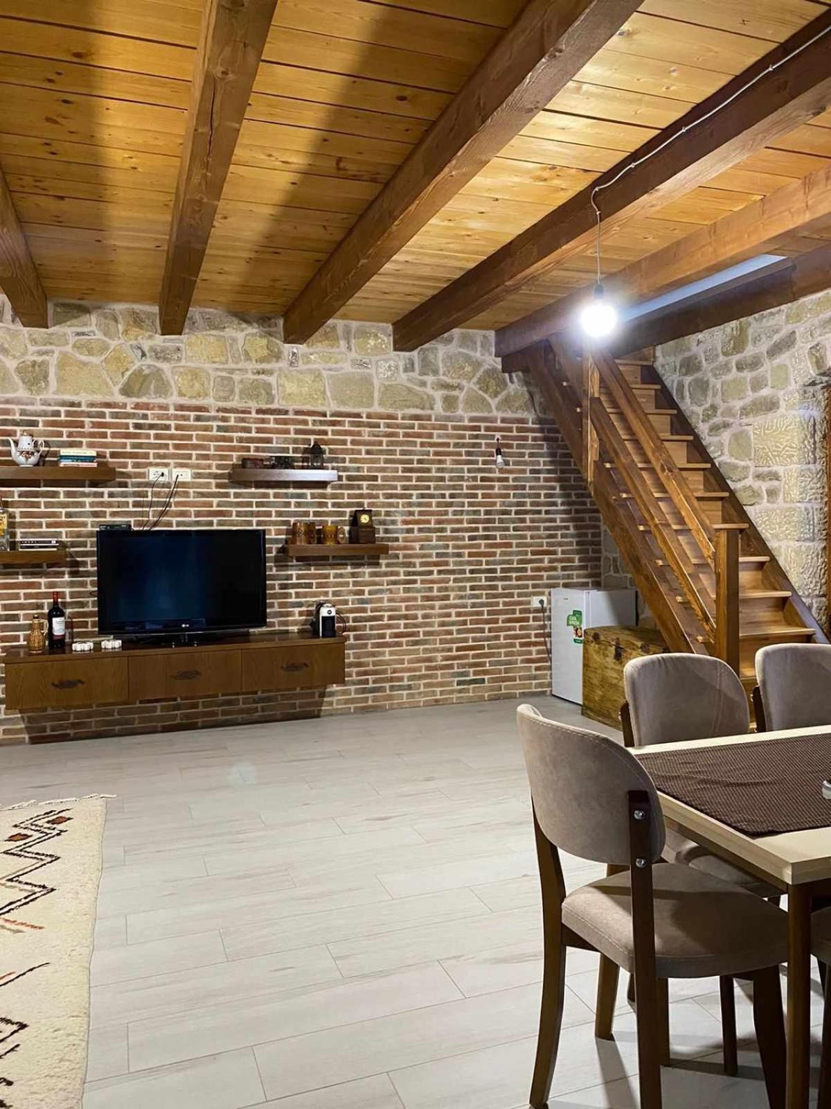 Bujtina Salko Villa Mucaj Exterior photo
